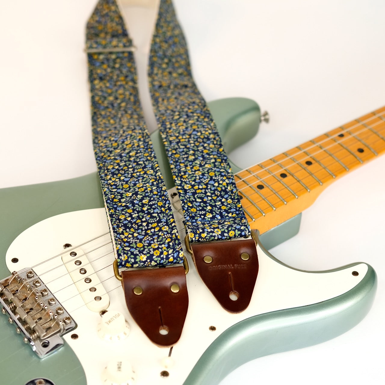 Floral Guitar Strap in St. John's Wood