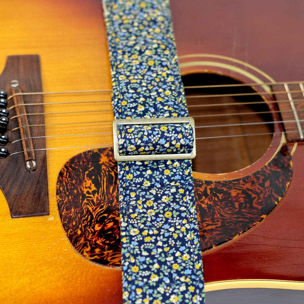 Floral Guitar Strap in St. John's Wood