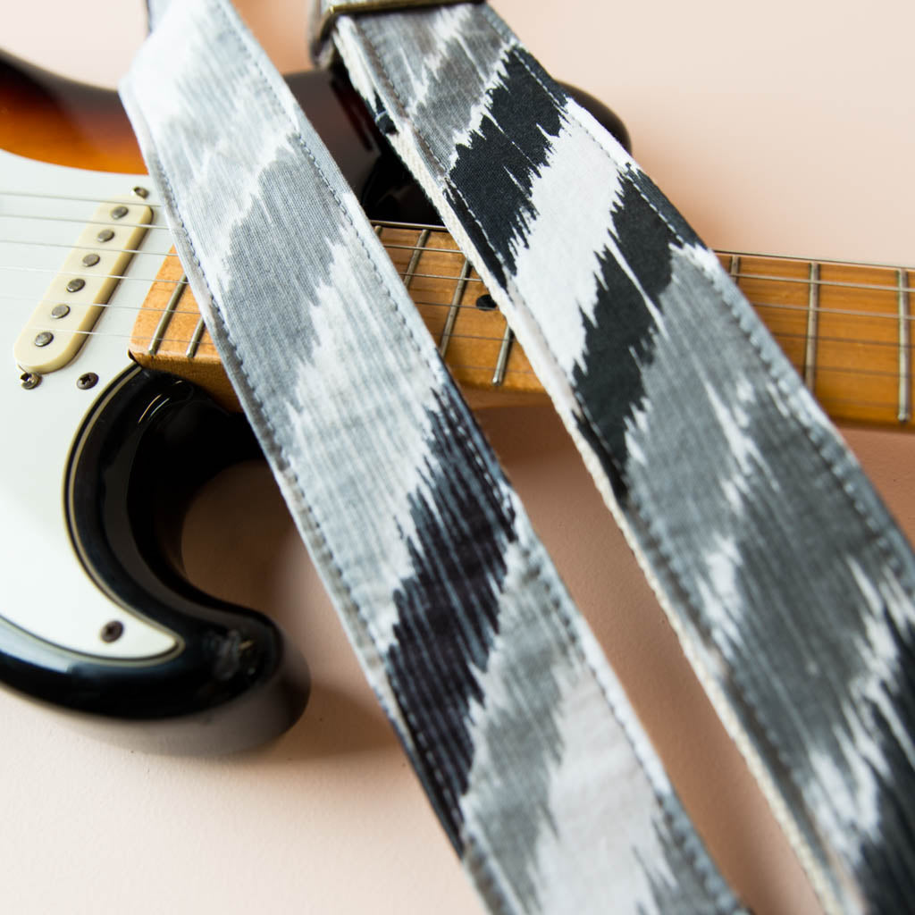 Vintage chevron patterned guitar strap made by Original Fuzz.
