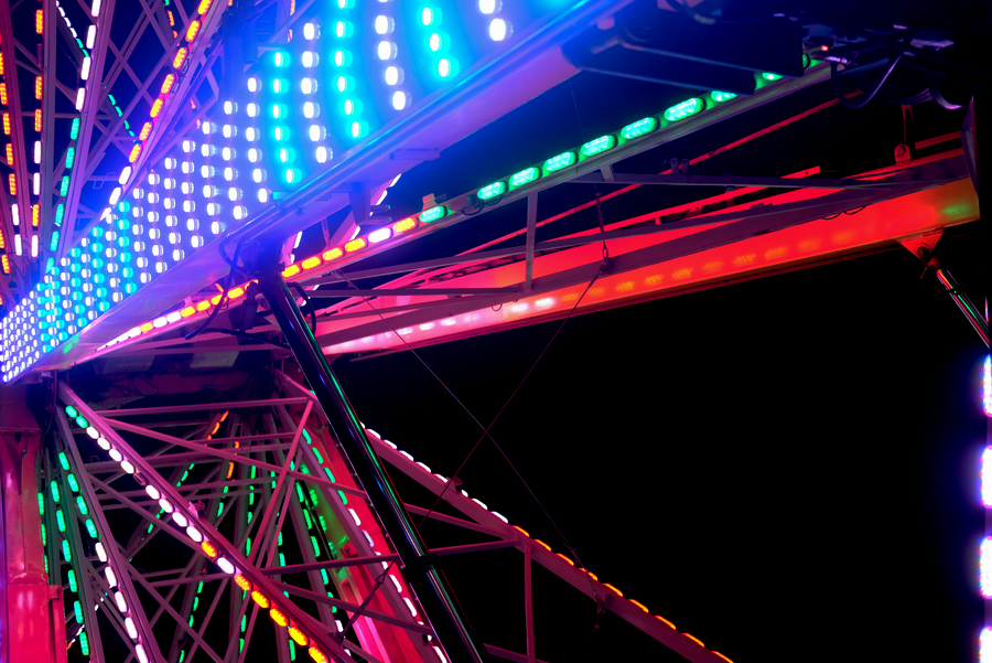 The ferris wheel at Forecastle Festival at night