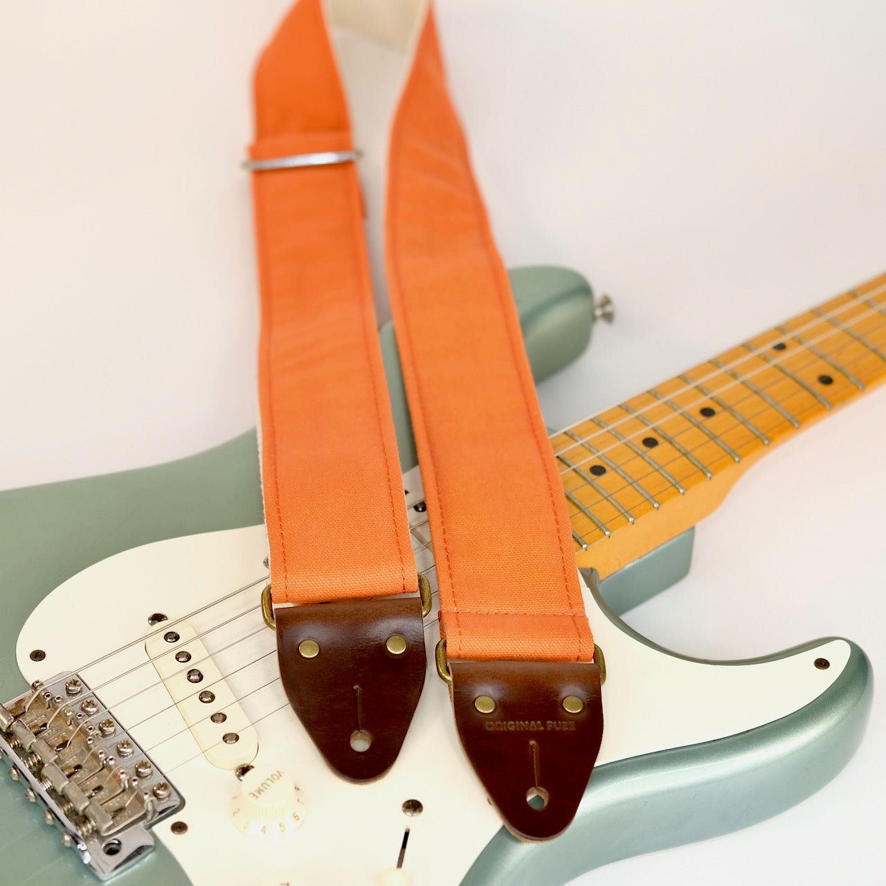 Canvas Guitar Strap in Paprika