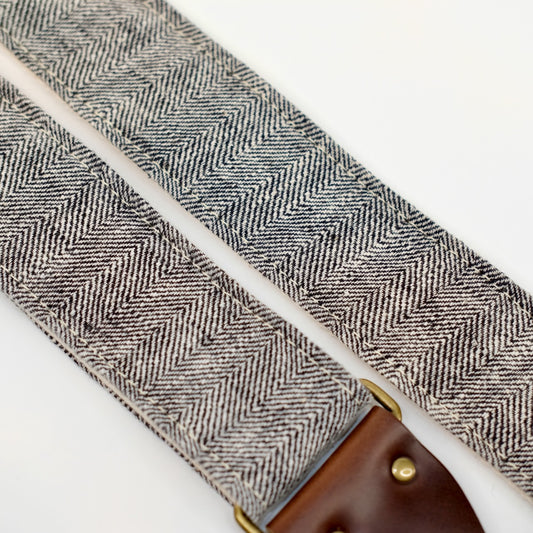 Herringbone Guitar Strap in Gray Quartz