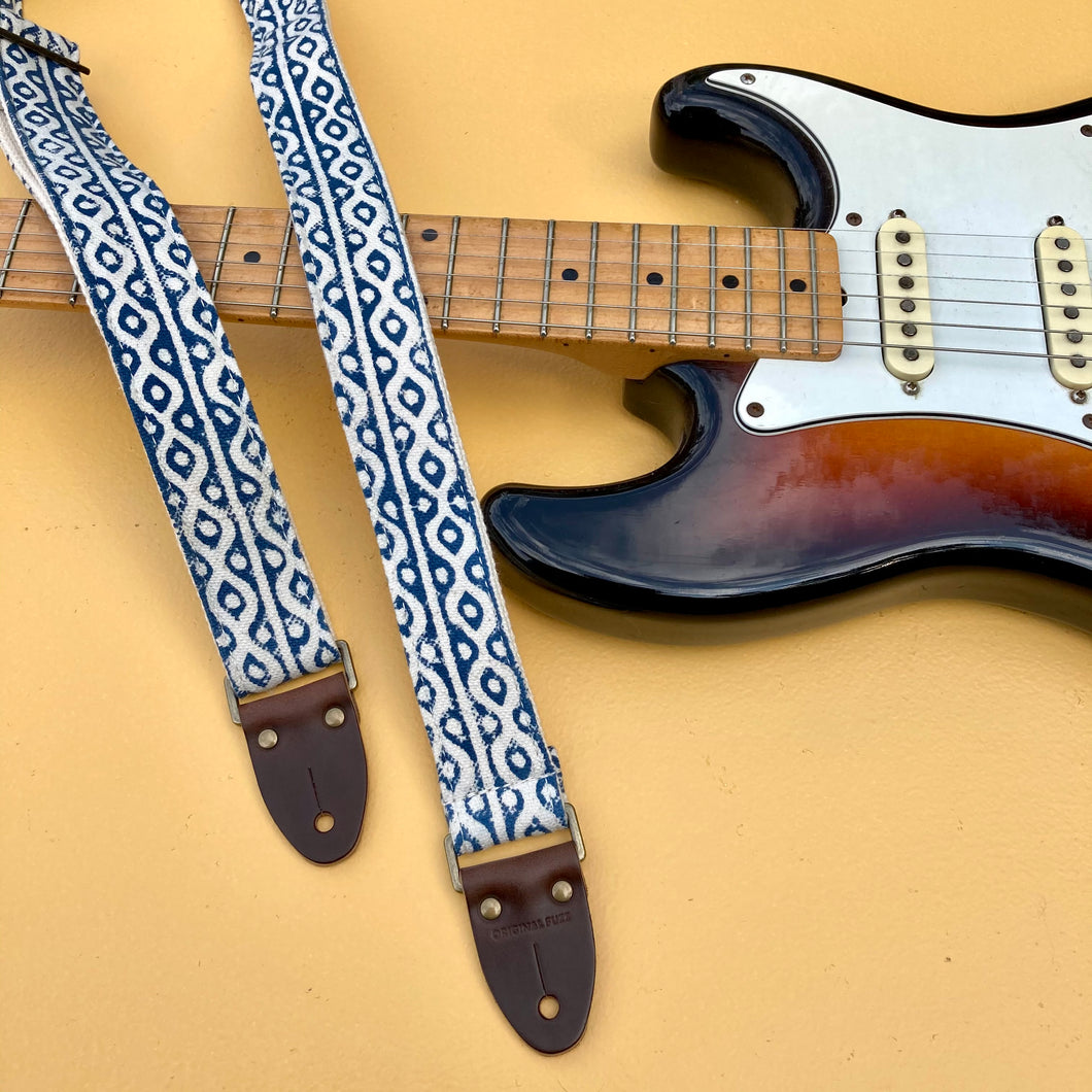Indian Skinny Guitar Strap in Griff