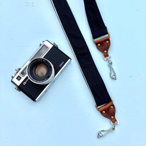 Skinny Canvas Camera Strap in Black Product detail photo 0