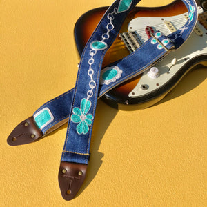 Chain Stitch Guitar Strap in Rosary
