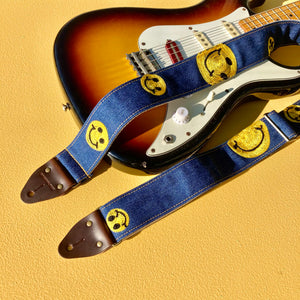 Chain Stitch Guitar Strap in Smiley