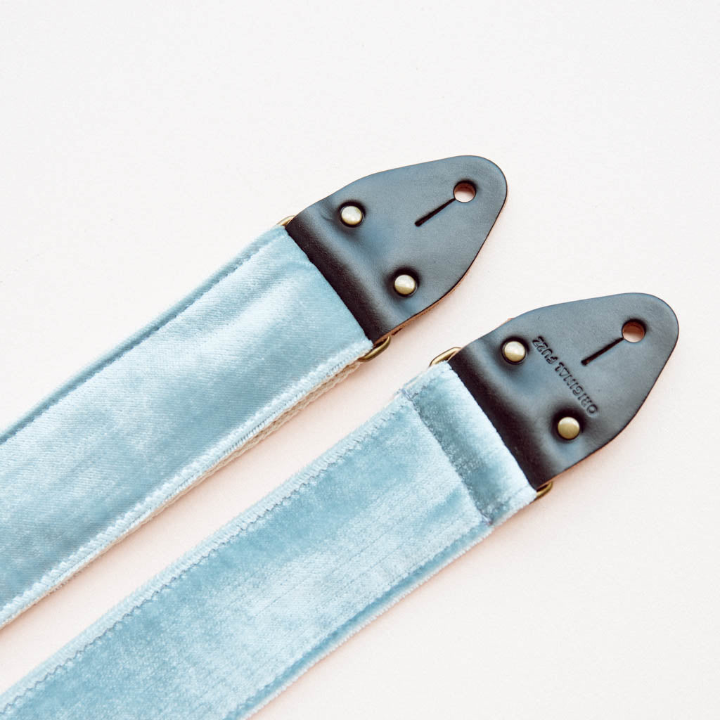 pale sky blue velvet guitar strap by original fuzz