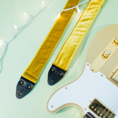 Velvet Guitar Strap in Williamsburg