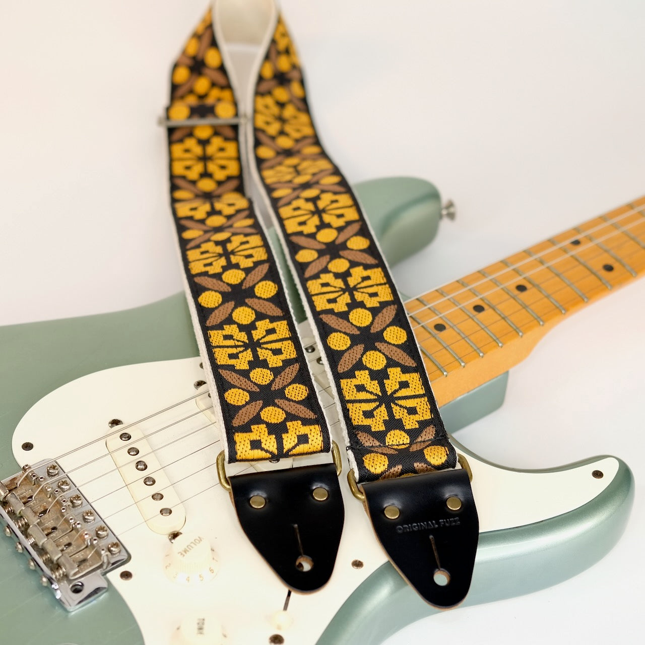 CLOUDMUSIC Guitar Strap Jacquard Weave Strap With Leather Ends Vintage